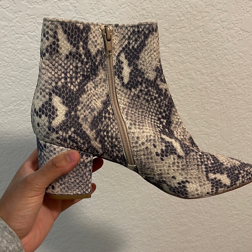 Steve Madden snake skin boots